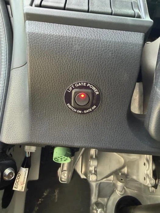 2026 Hino L6 - image 12