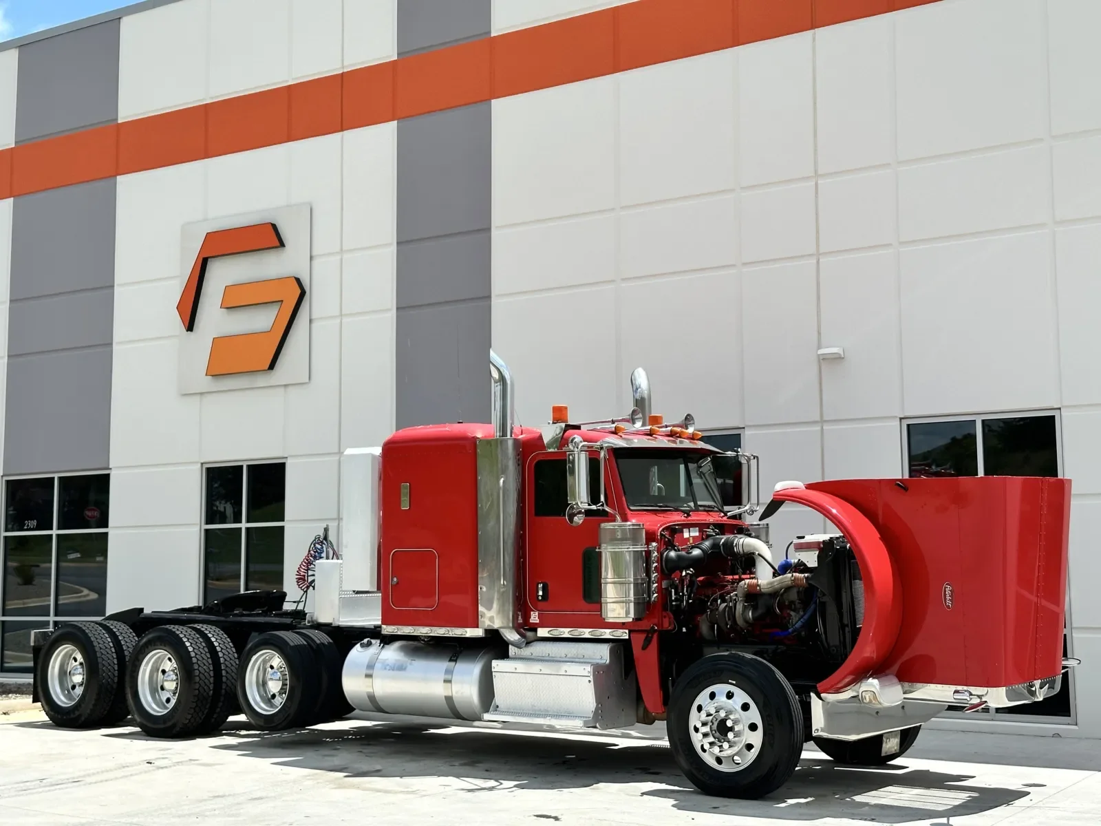 2014 Peterbilt 388 in Greer, SC — photo 9