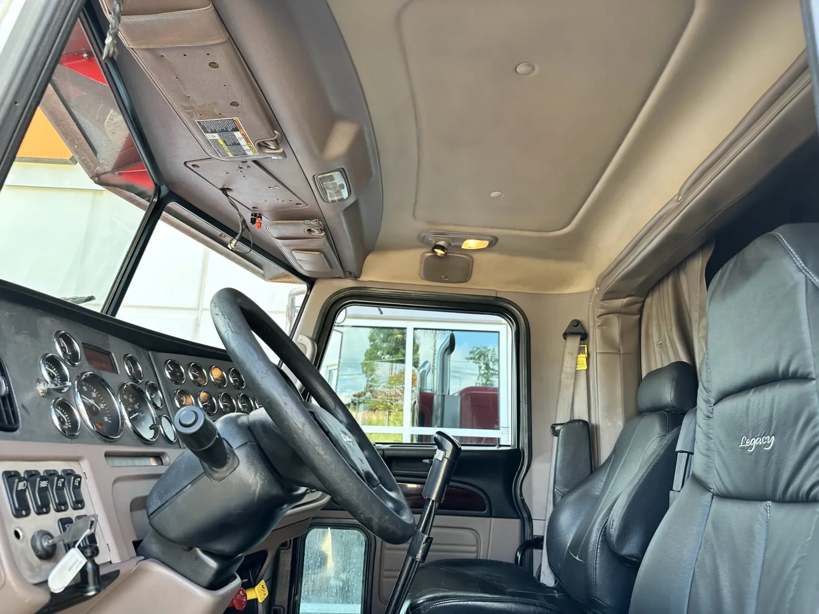 2014 Peterbilt 388 in Greer, SC — photo 14