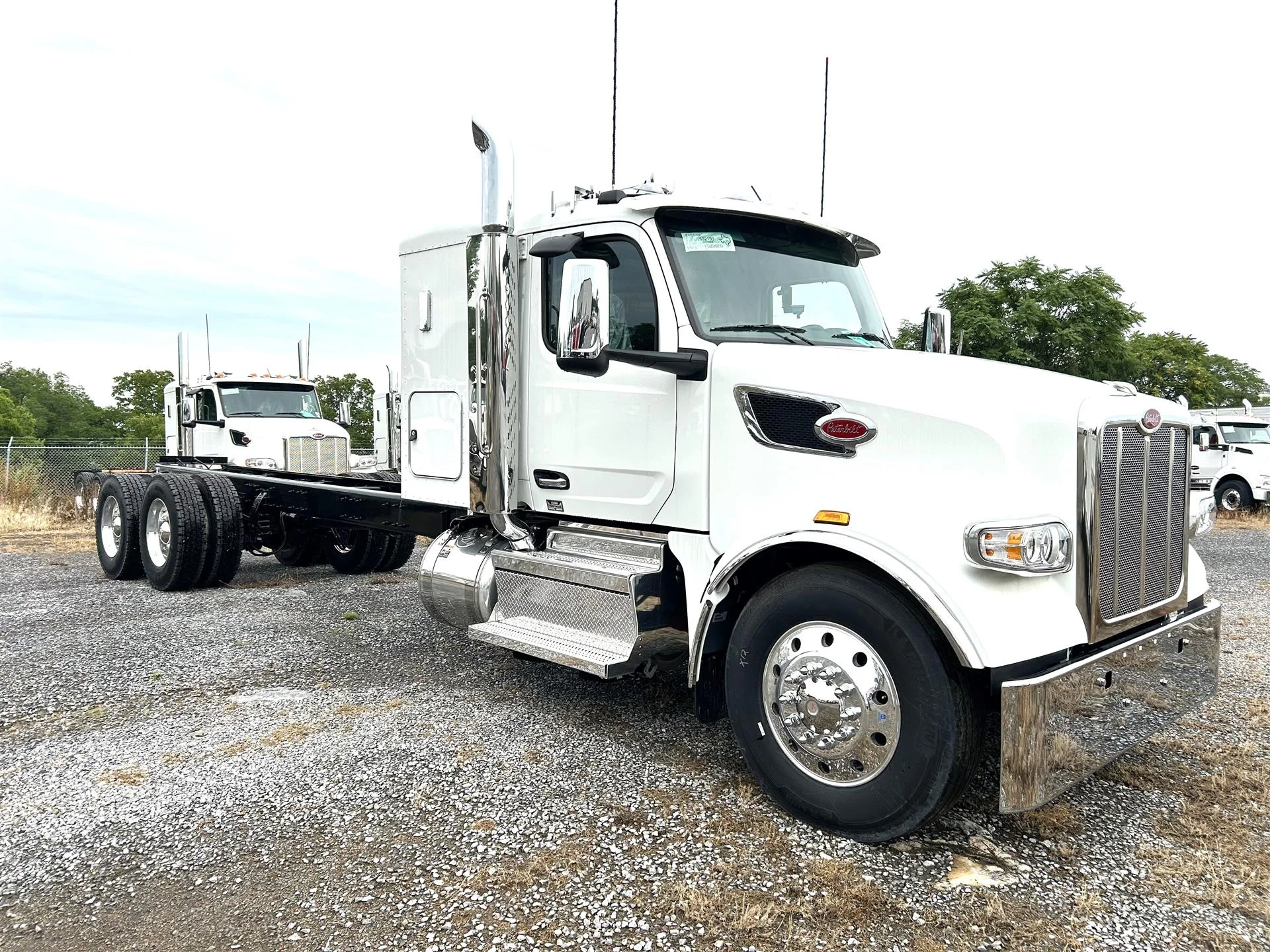 2024 Peterbilt 567 in London, OH — photo 2