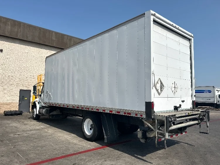 2021 International MV in Carrollton, TX — photo 6