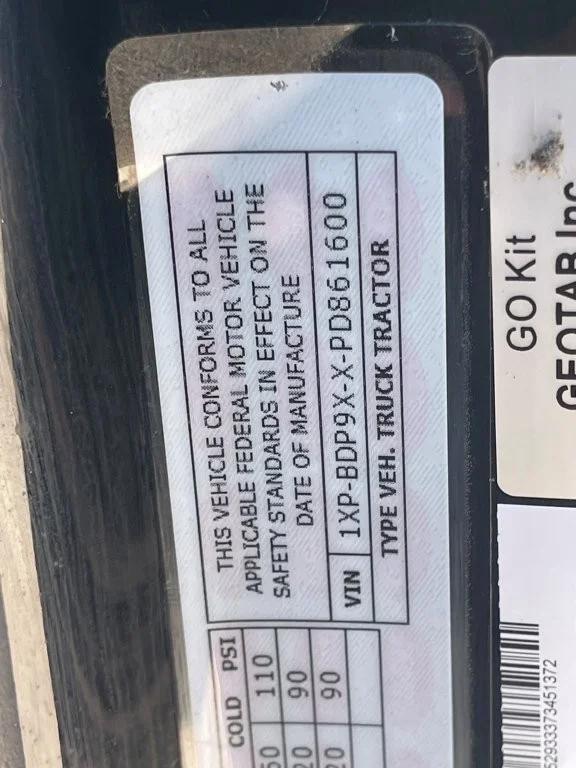 2023 Peterbilt 579 - image 16