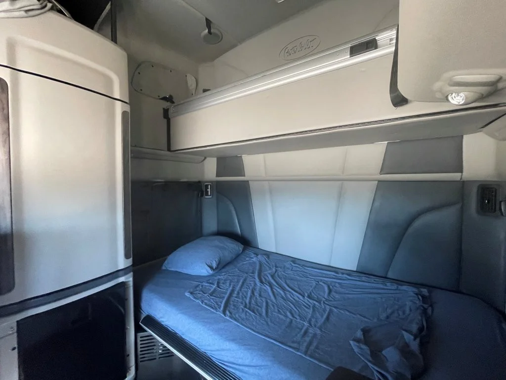 2023 Peterbilt 579 - image 13