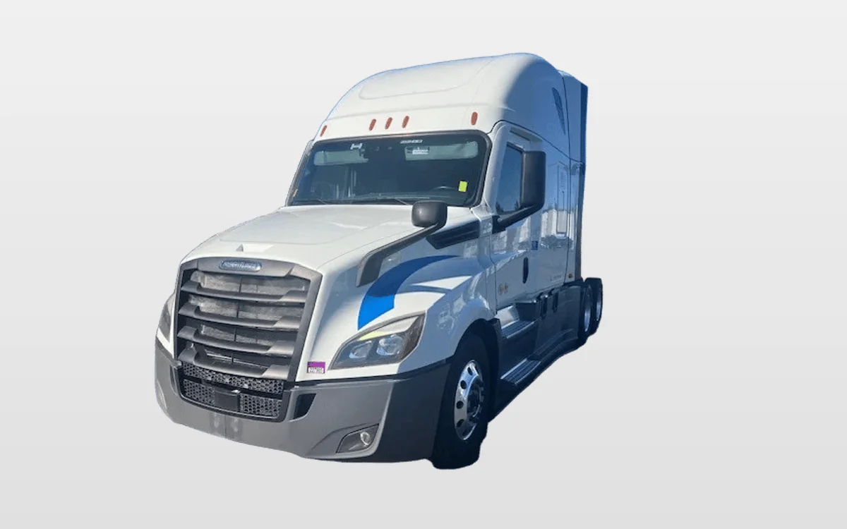 2022 Freightliner Cascadia in Pacific, WA