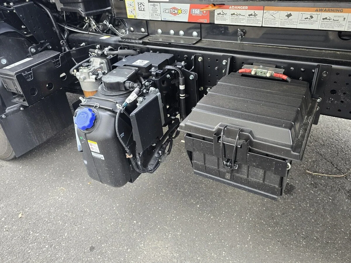 2026 Isuzu NRR - image 13