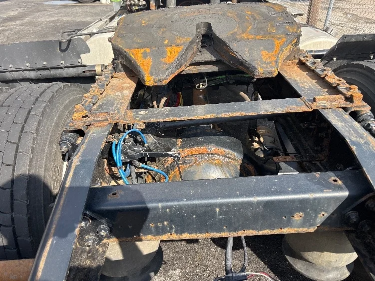 2020 Freightliner Cascadia - image 6