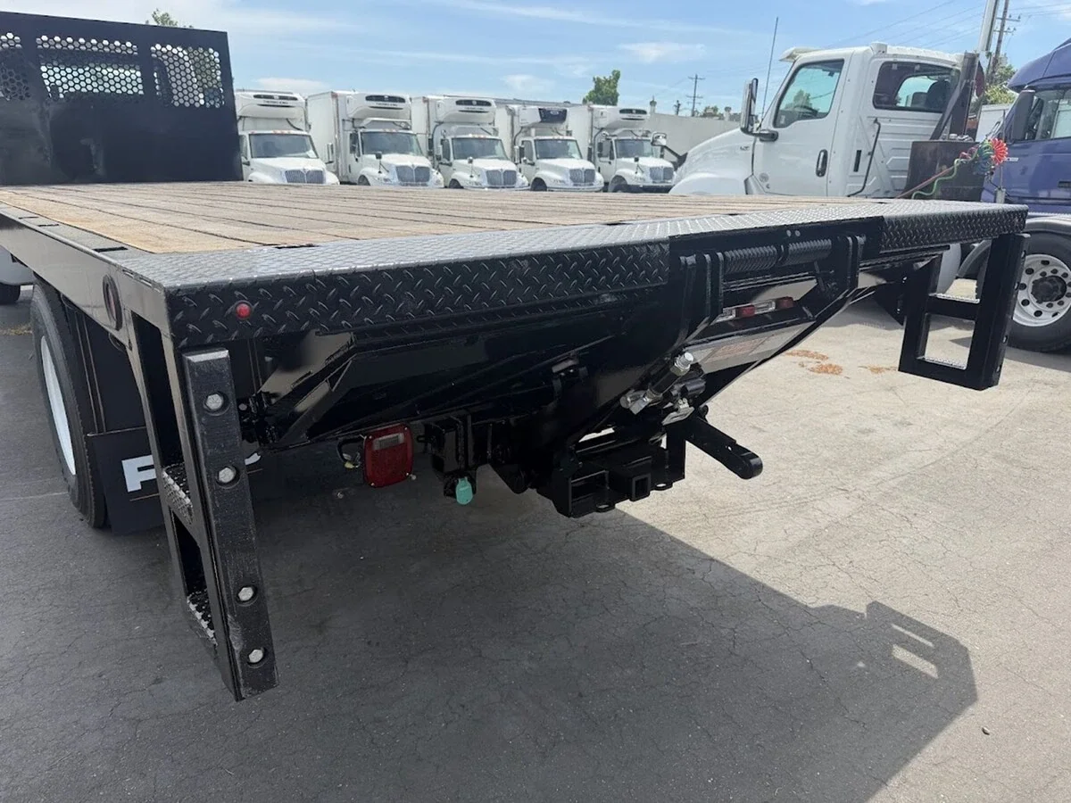 2025 International MV — photo 11