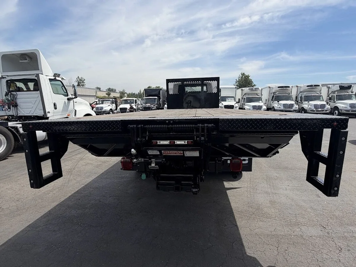2025 International MV — photo 10