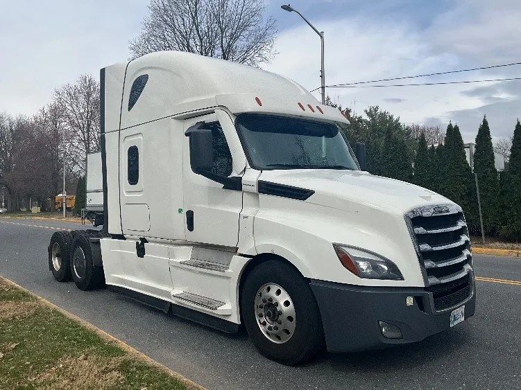 2023 Freightliner Cascadia in Reading, PA
