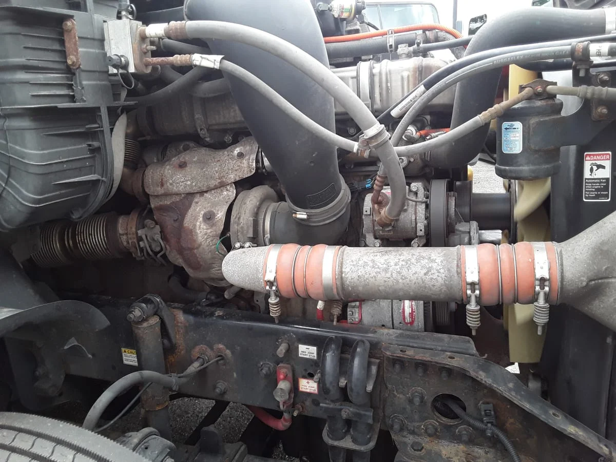 2019 Freightliner Cascadia in Salisbury, MA — photo 14