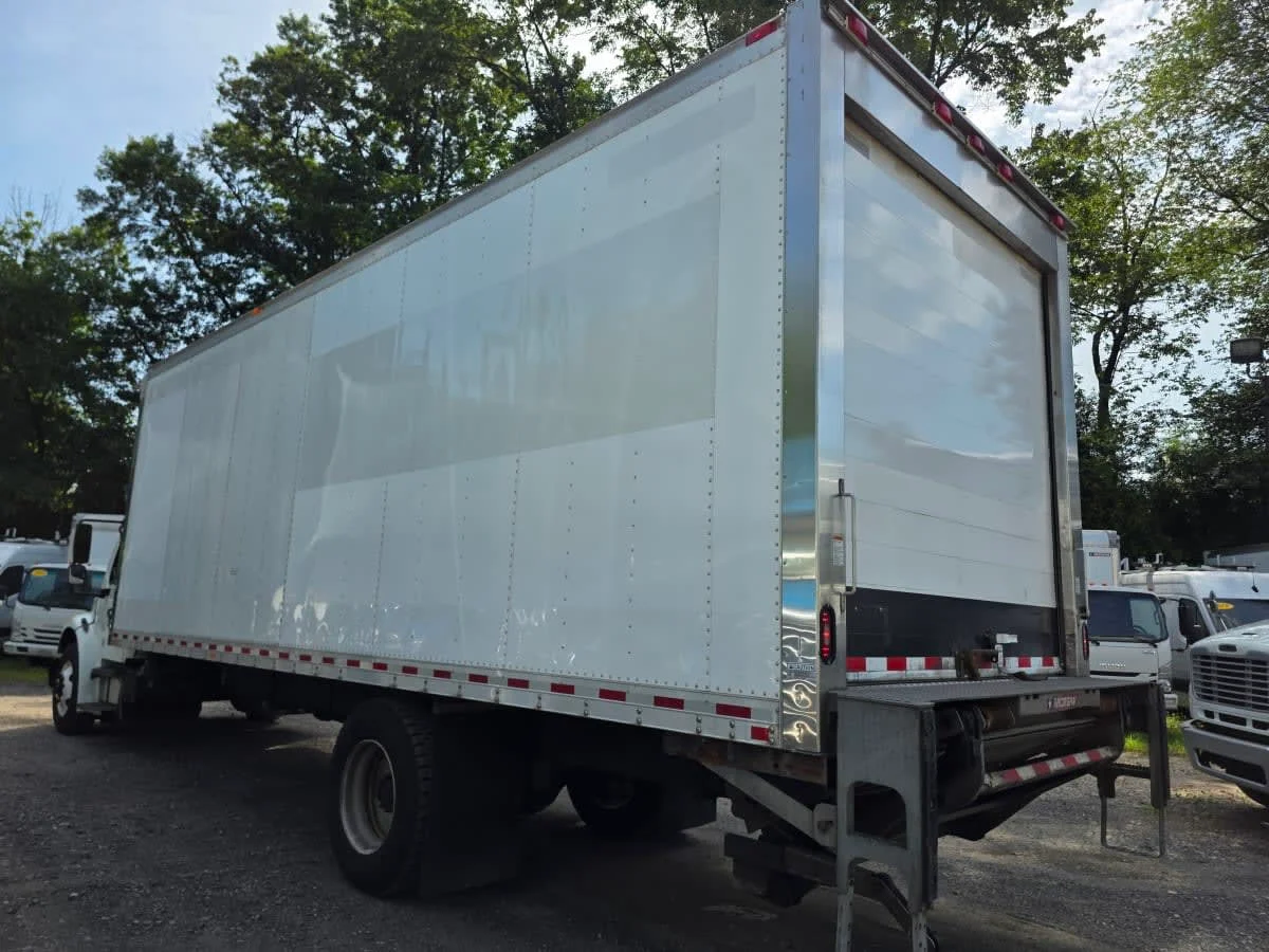 2019 Freightliner M2 106 in Bensalem, PA — photo 6