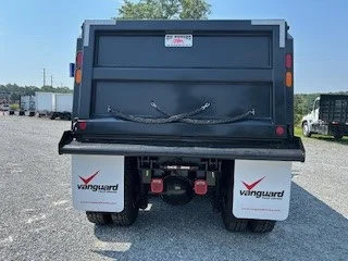 2025 Volvo VNR 640 in Adairsville, GA — photo 9