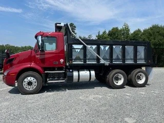 2025 Volvo VNR 640 in ADAIRSVILLE, GA