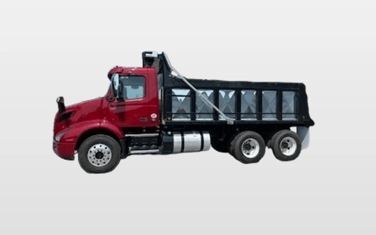 2025 Volvo - image 1