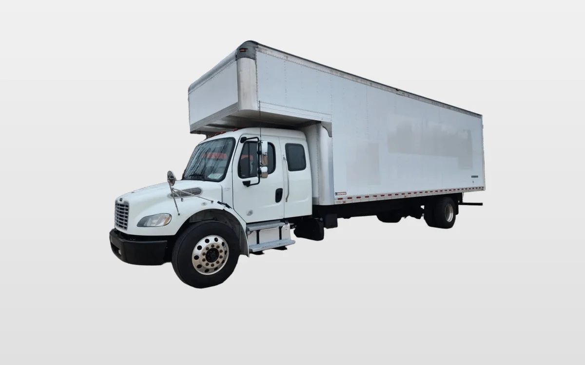 2018 Freightliner M2 106 - image 1