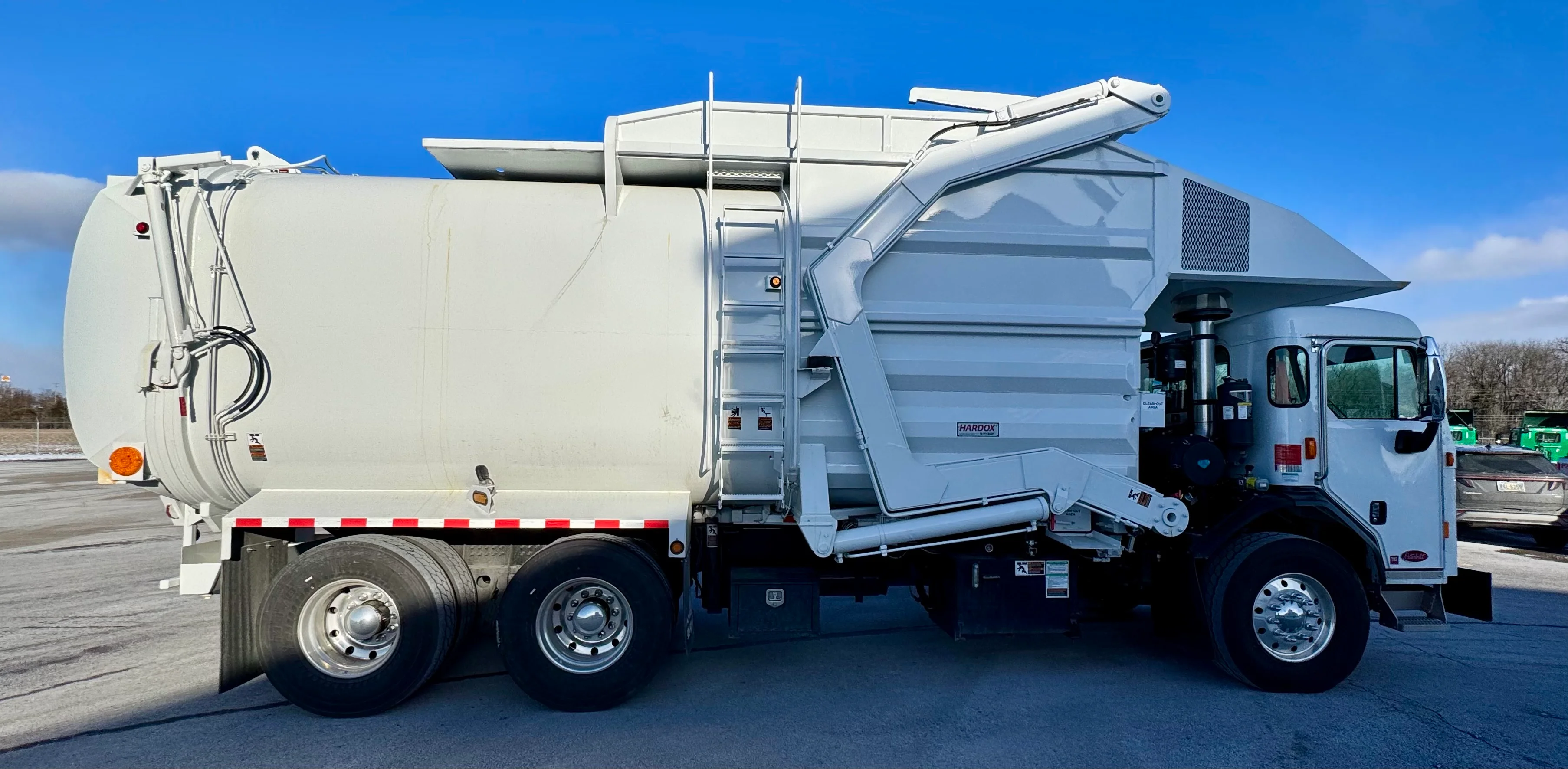 2026 Peterbilt 520 in Dayton, OH — photo 12