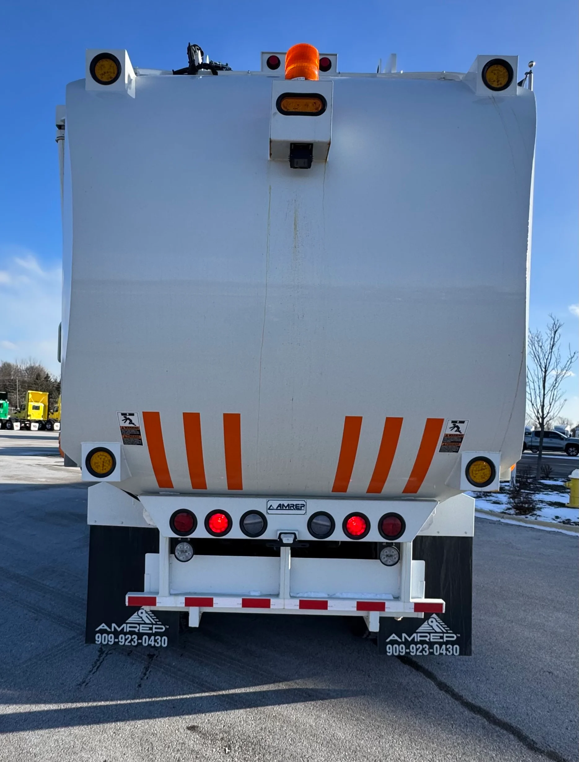 2026 Peterbilt 520 in Dayton, OH — photo 9