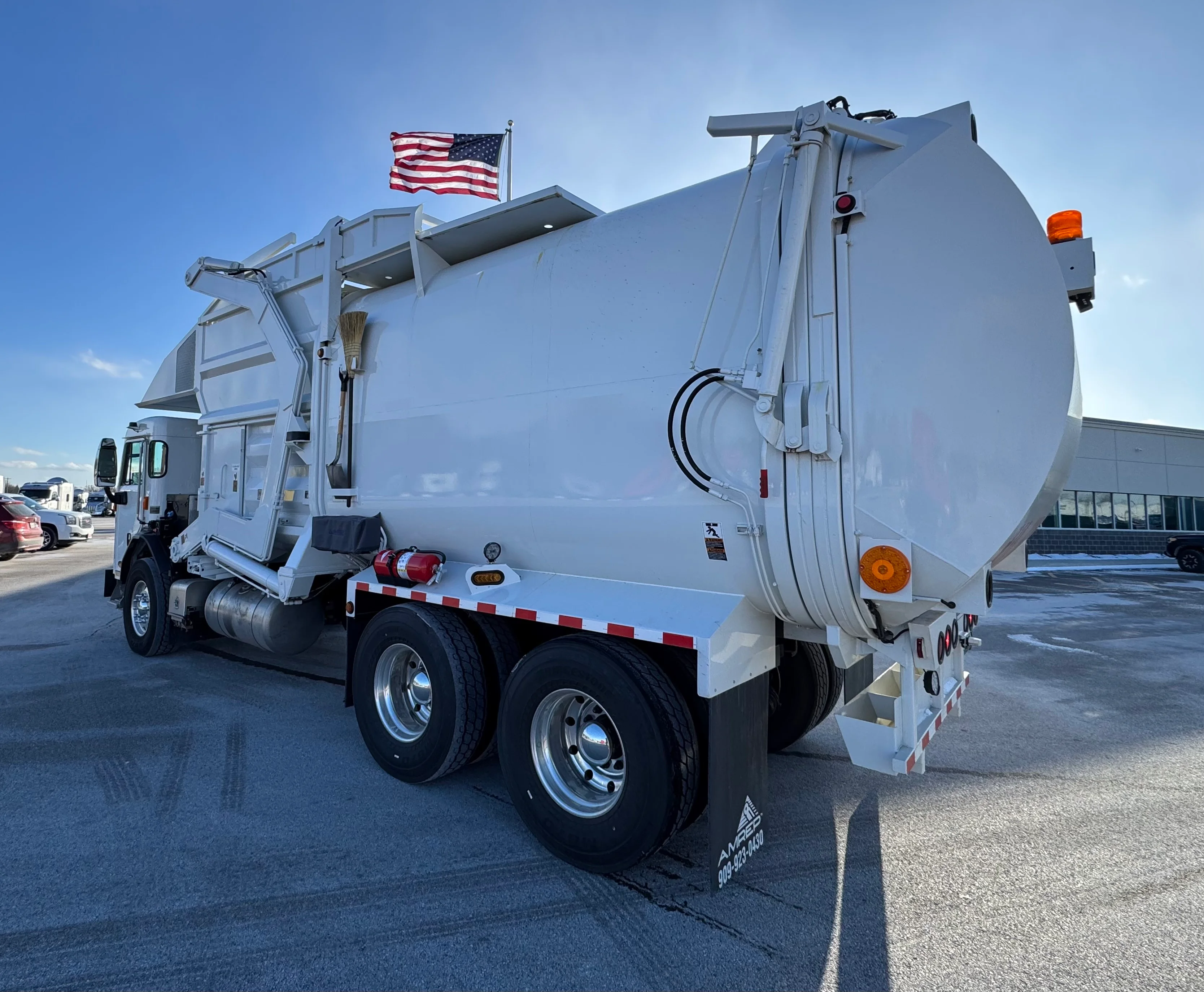2026 Peterbilt 520 in Dayton, OH — photo 8