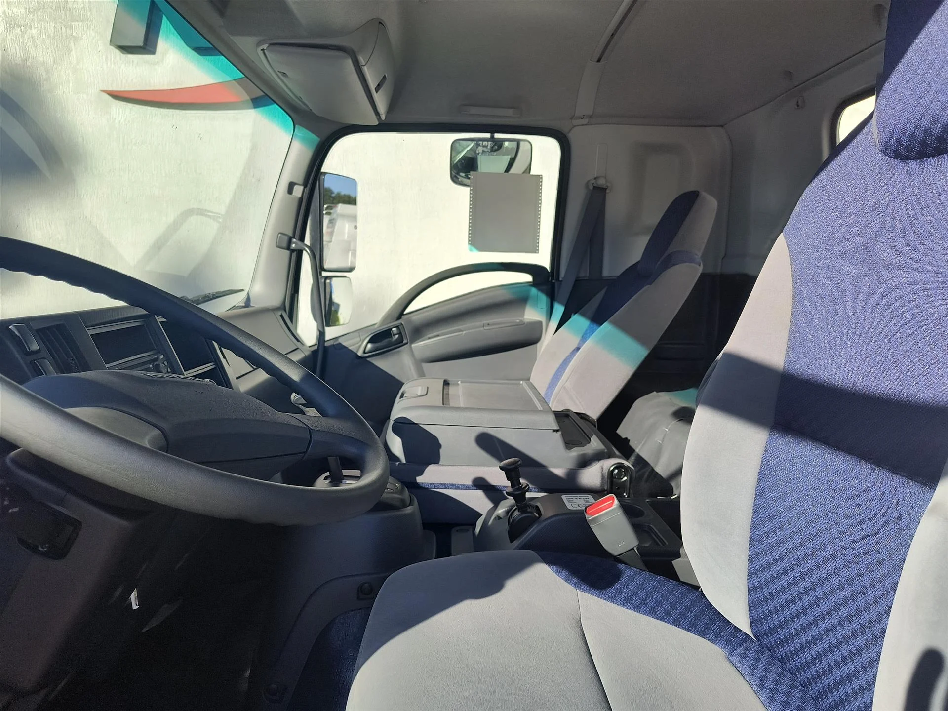 2025 Isuzu FTR in Miami, FL — photo 7