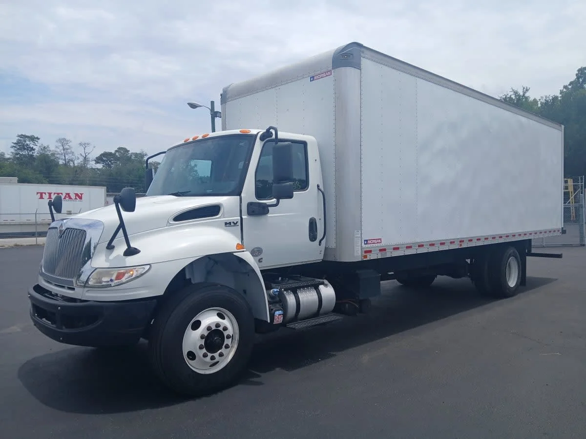 2022 International MV in Jacksonville, FL — photo 3
