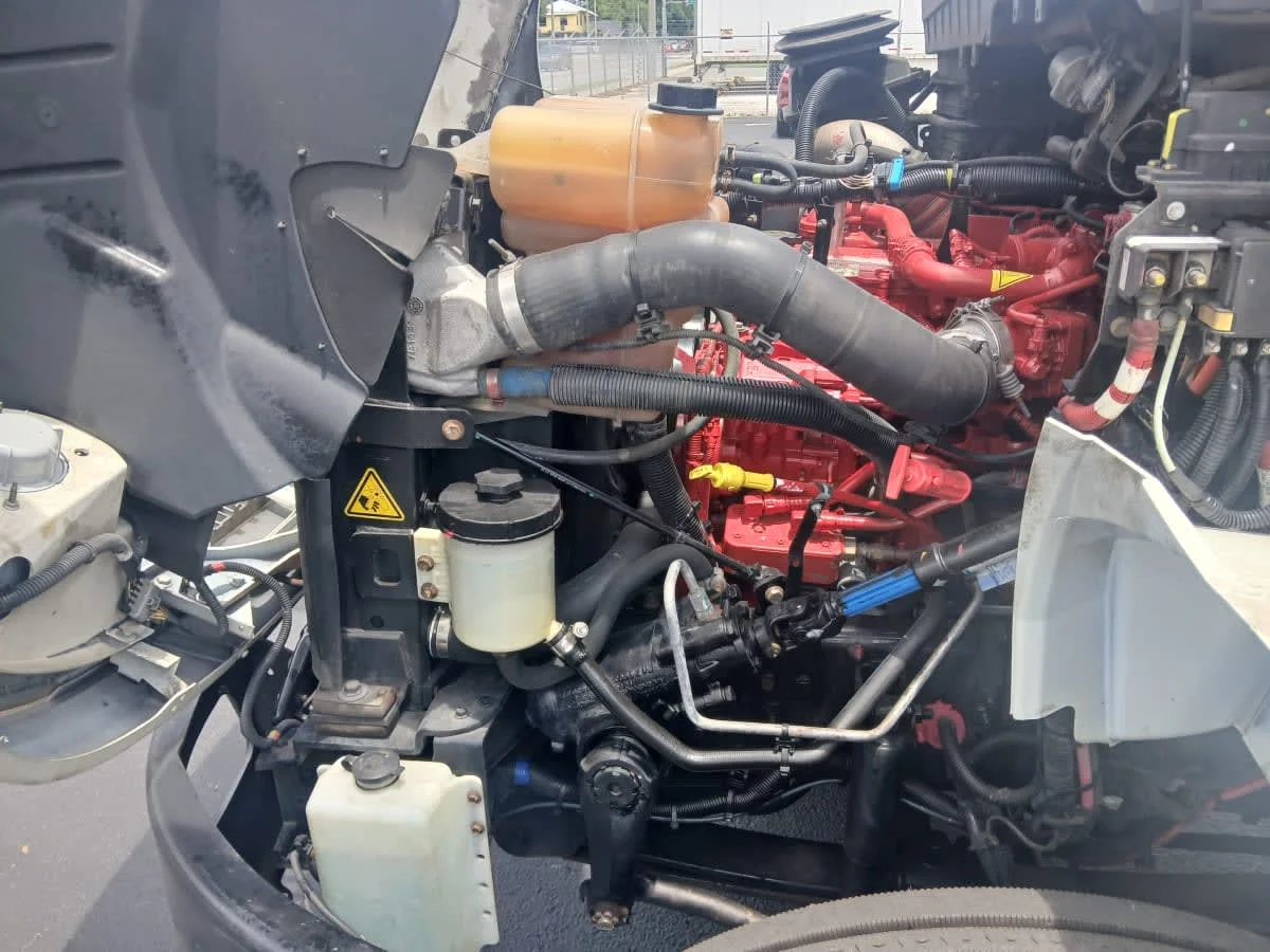 2022 International MV in Jacksonville, FL — photo 9
