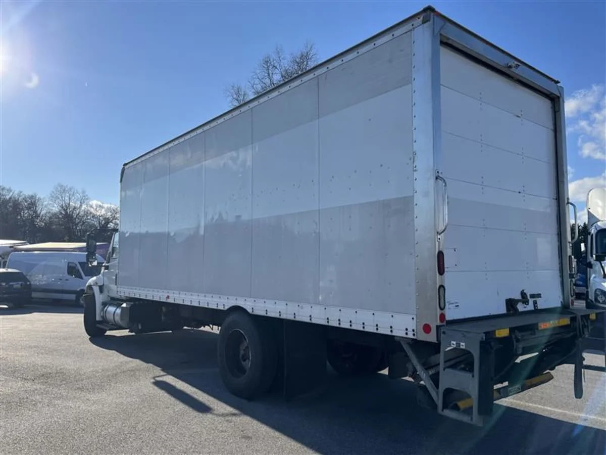 2018 International 4300 in Beltsville, MD — photo 6