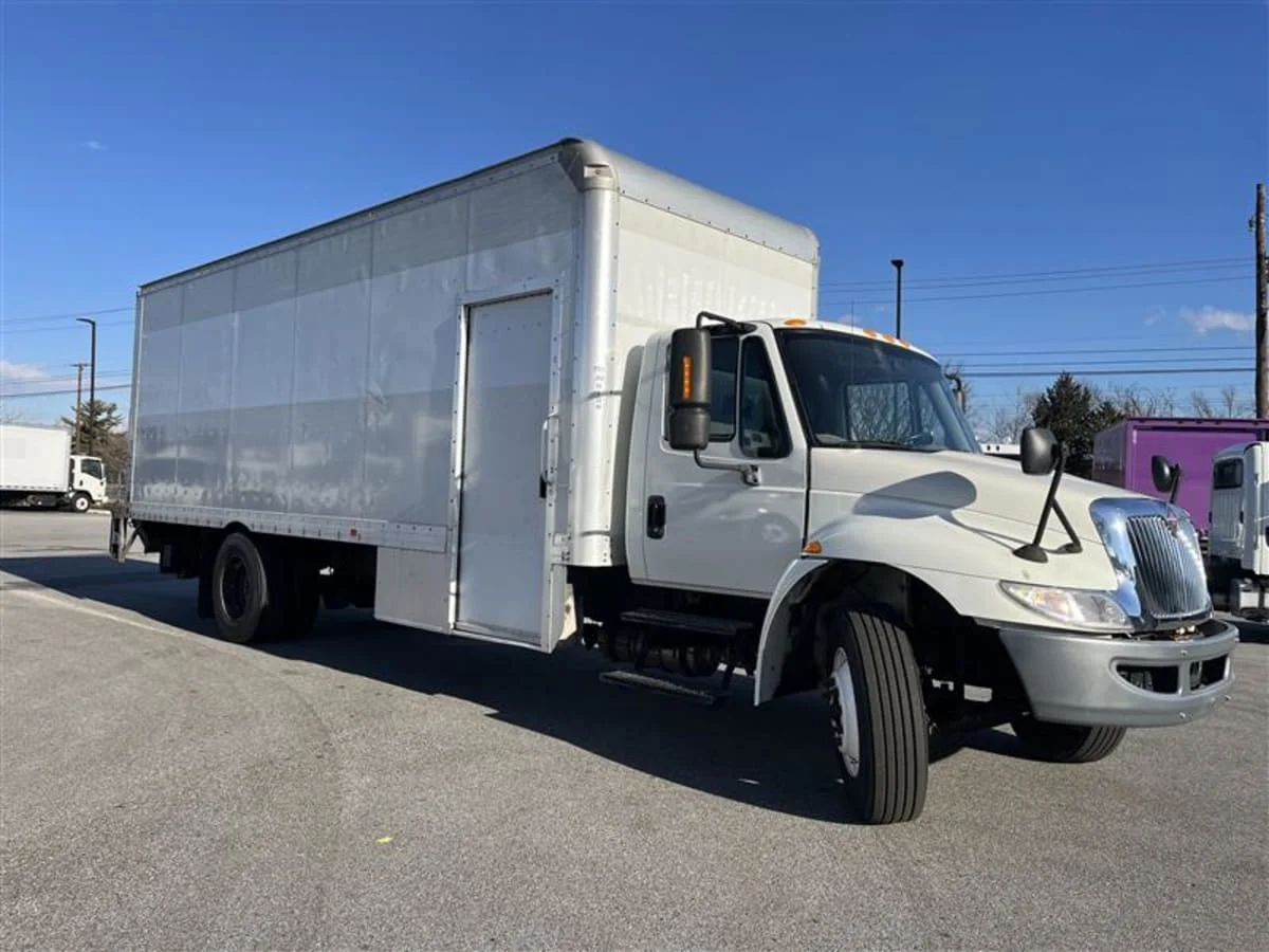 2018 International 4300 in Beltsville, MD — photo 3