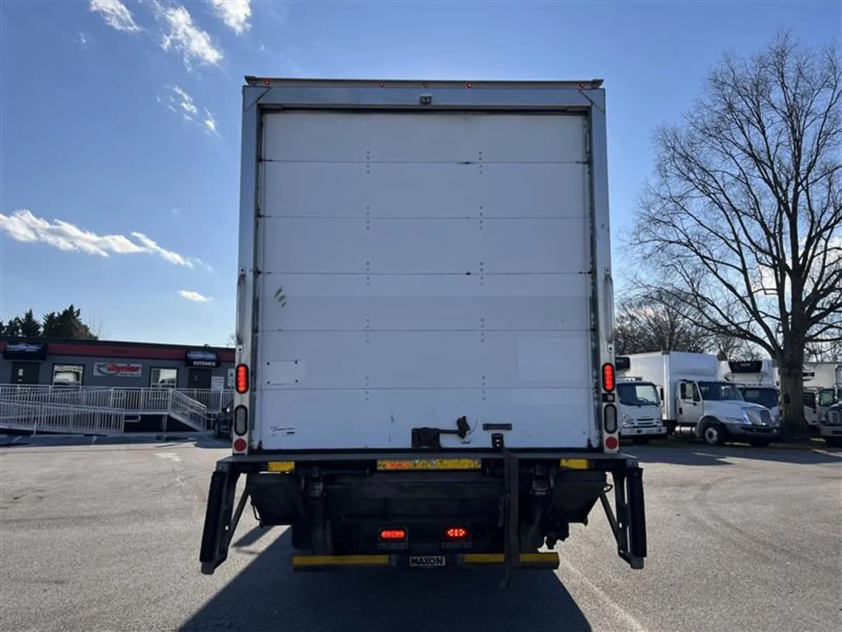 2018 International 4300 in Beltsville, MD — photo 5