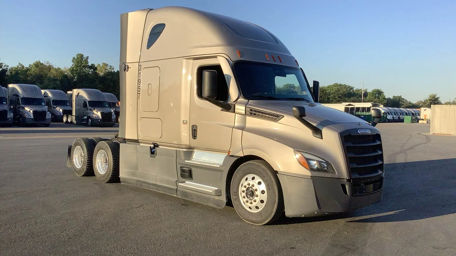2024 Freightliner Cascadia in West Memphis, AR
