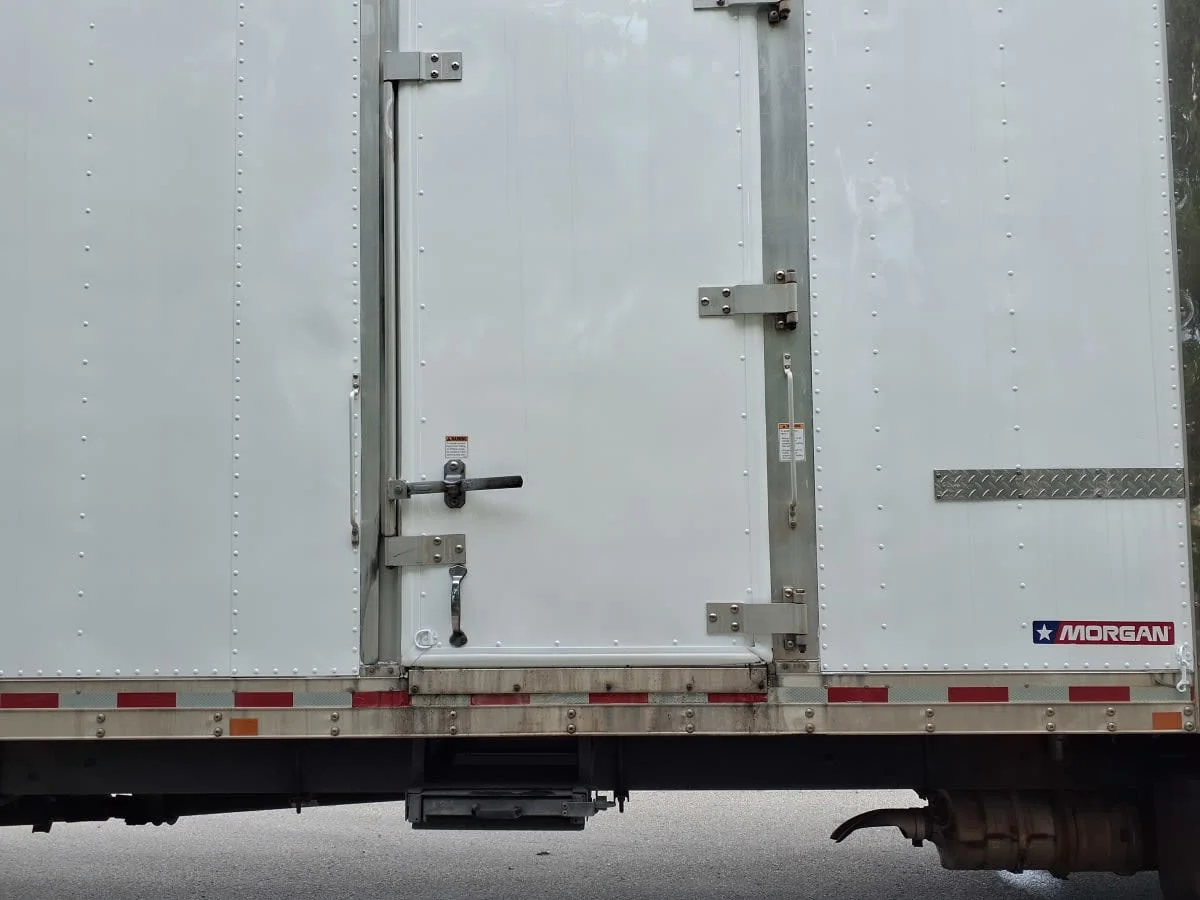 2019 Freightliner M2 106 in Davie, FL — photo 14