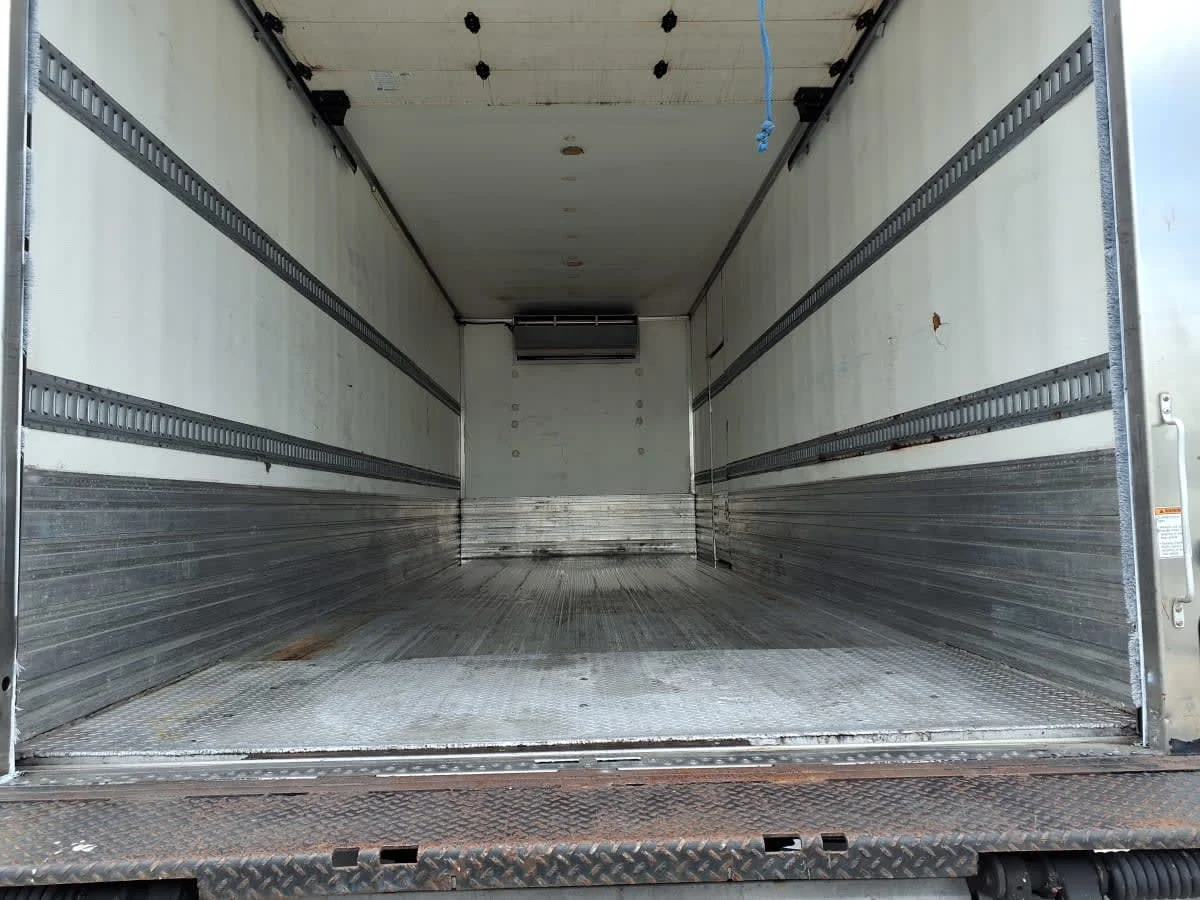 2019 Freightliner M2 106 in Davie, FL — photo 9