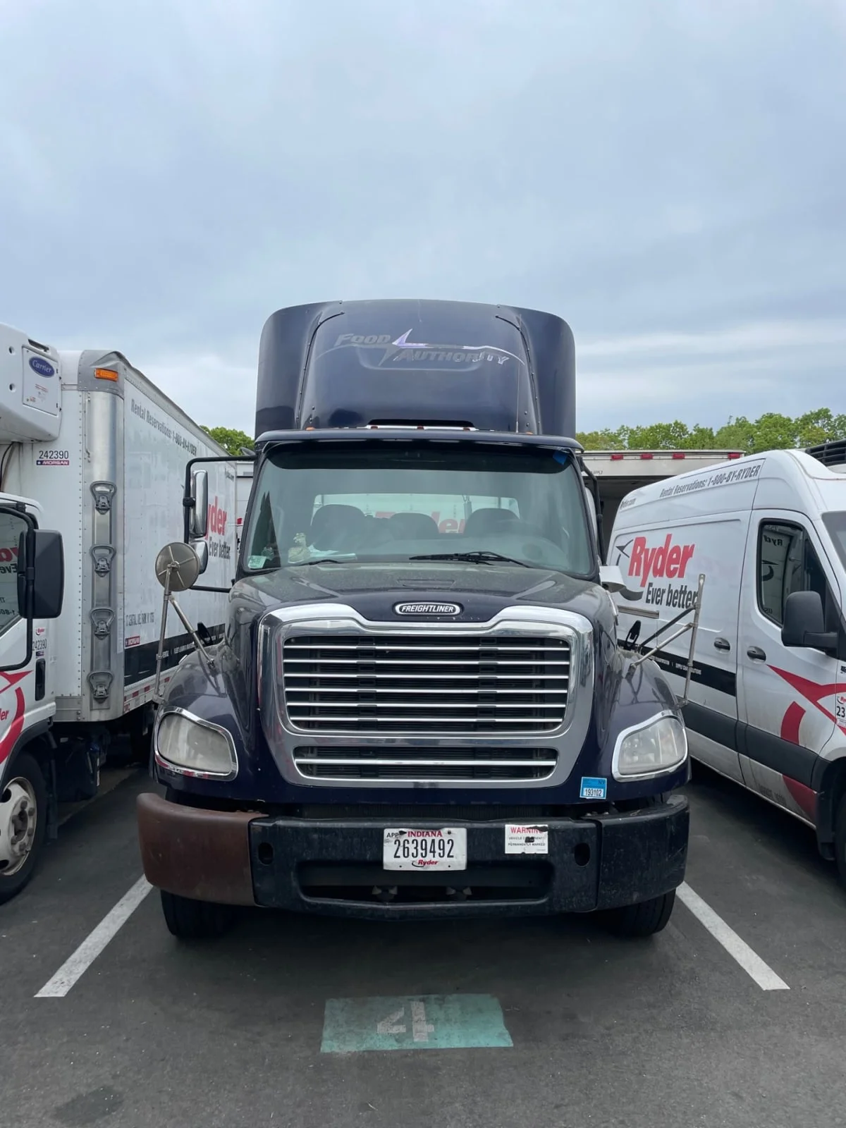 2016 Freightliner M2 112 in Farmingdale, NY — photo 2