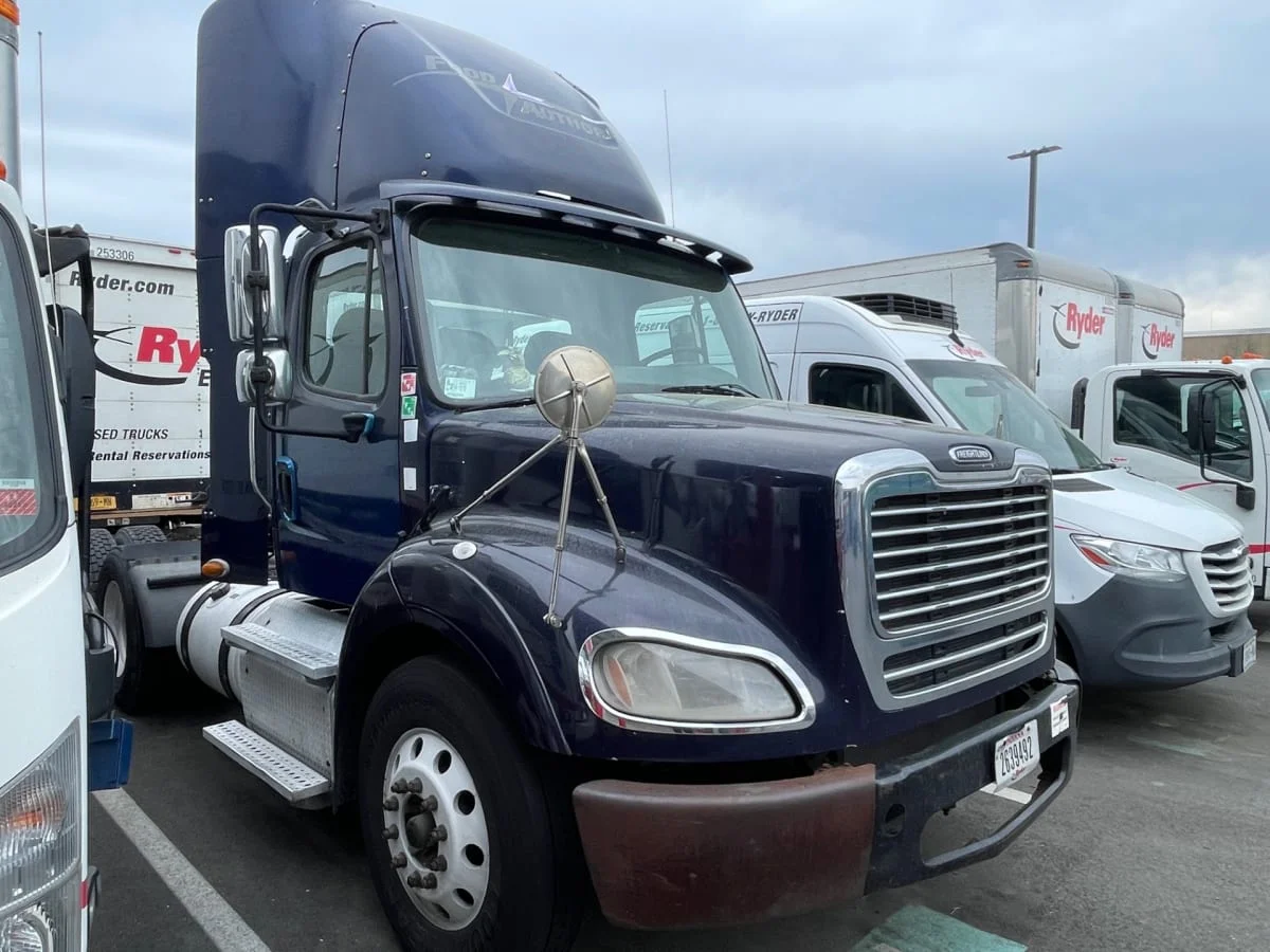 2016 Freightliner M2 112 in Farmingdale, NY — photo 3