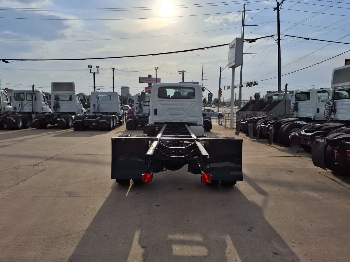 2020 International MV in Dallas, TX — photo 8