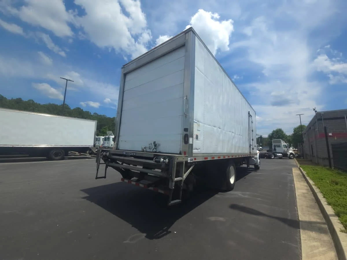 2019 International 4300 in Atlanta, GA — photo 4