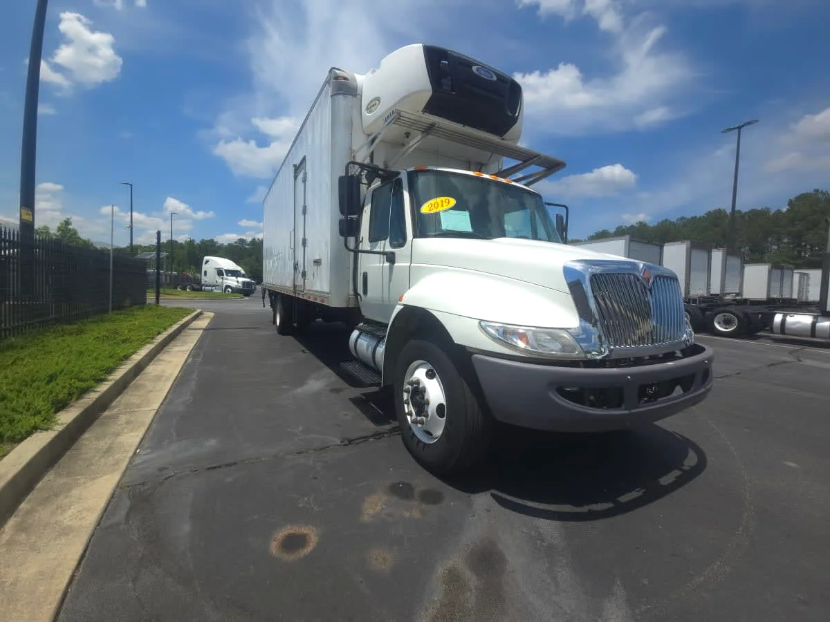 2019 International 4300 in Atlanta, GA — photo 3
