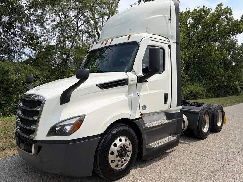 2022 Freightliner Cascadia