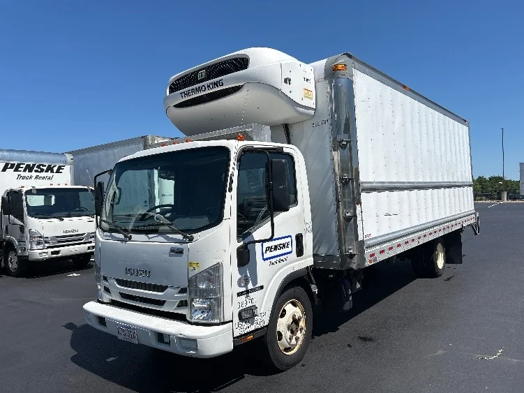 2020 Isuzu NRR in Norton, MA — photo 3