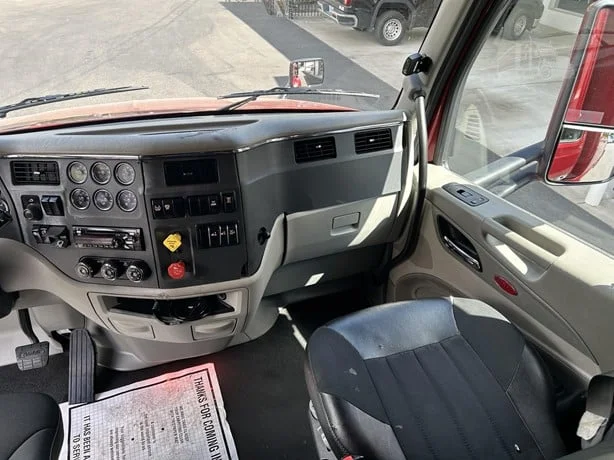 2021 Peterbilt 579 in Portland, OR — photo 26