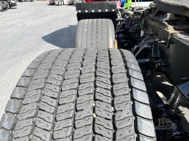 2021 Peterbilt 579 in Portland, OR — photo 8