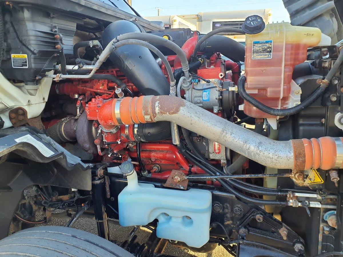 2019 International LT in Springfield, MA — photo 11