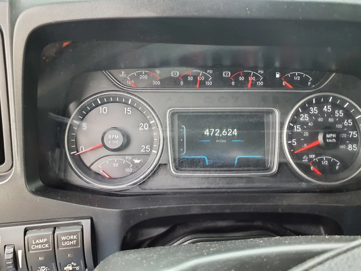 2021 International LT in O'fallon, MO — photo 12