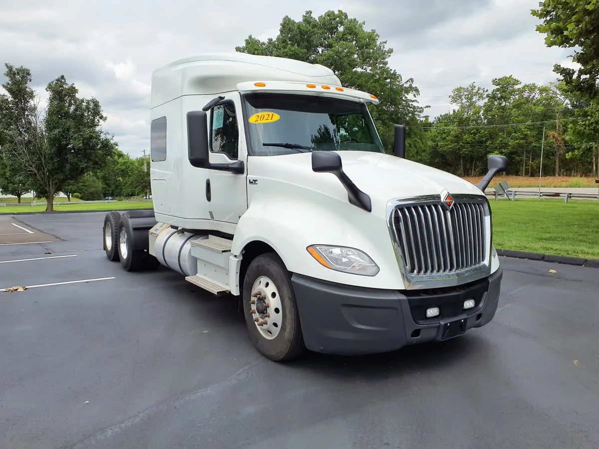 2021 International LT in O'fallon, MO — photo 3