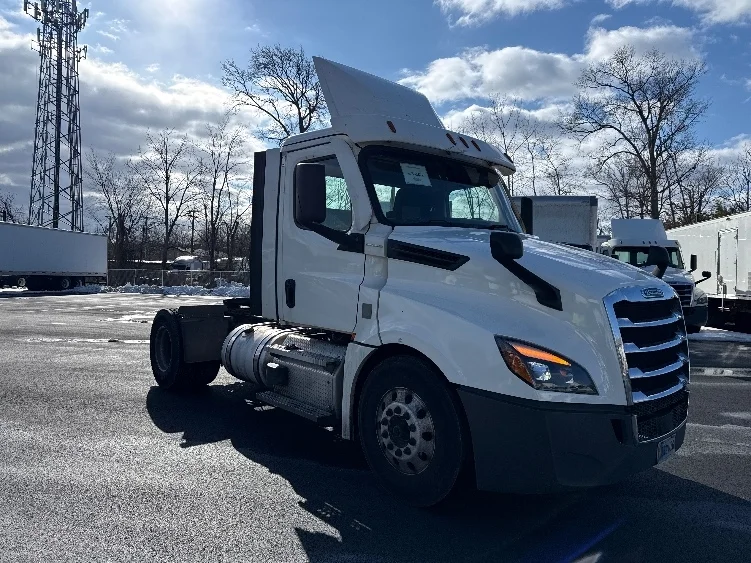 2020 Freightliner Cascadia in South Plainfield, NJ
