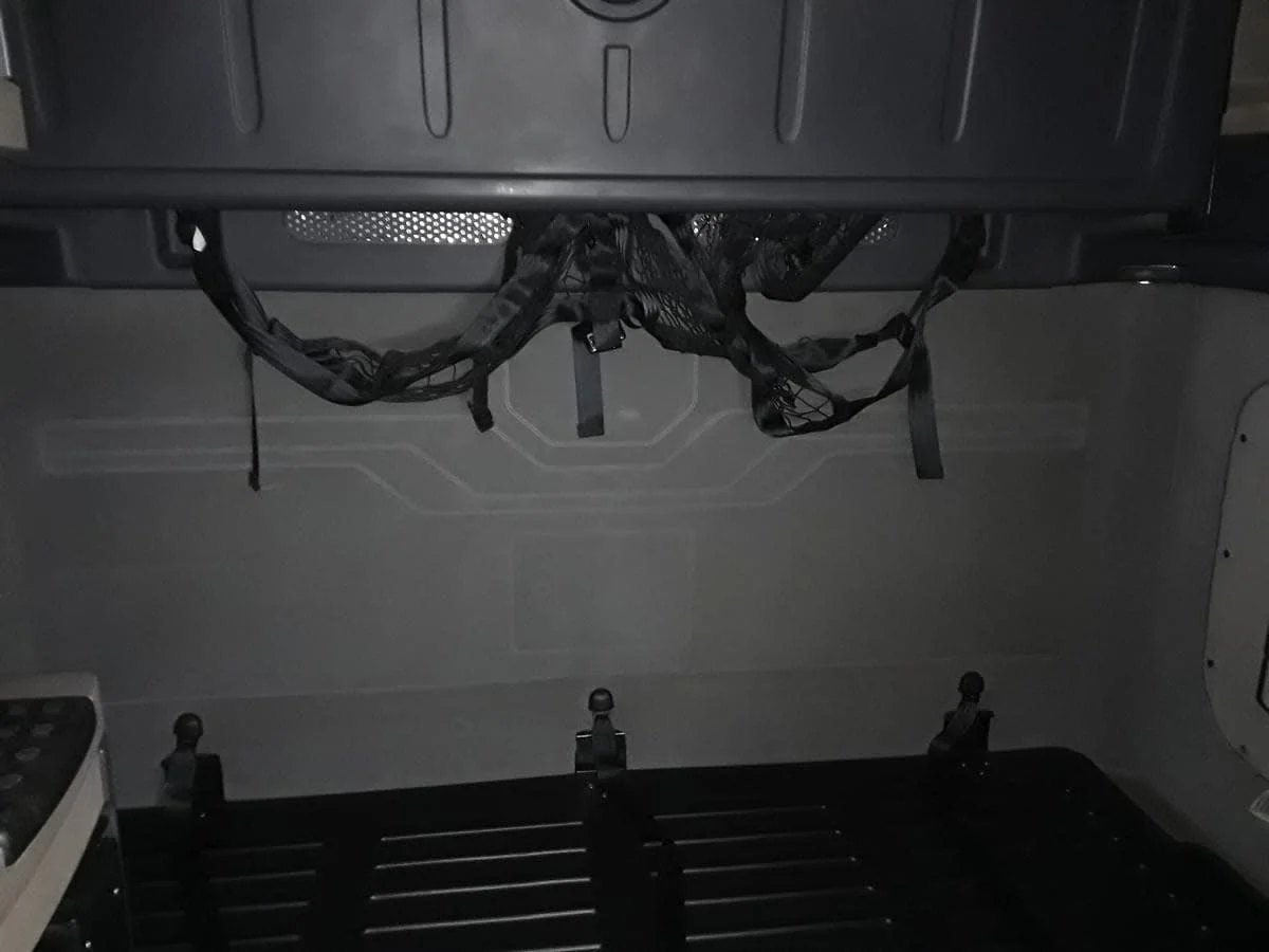 2020 Freightliner Cascadia - image 8