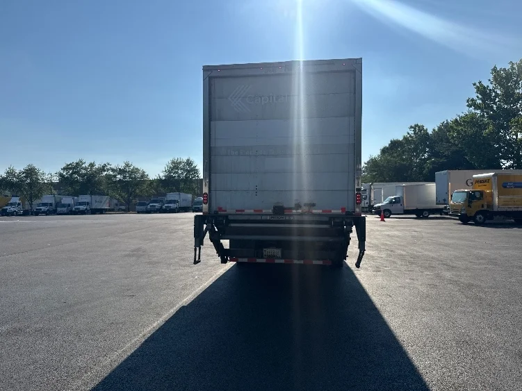 2019 Freightliner eM2 in Capitol Heights, MD — photo 7