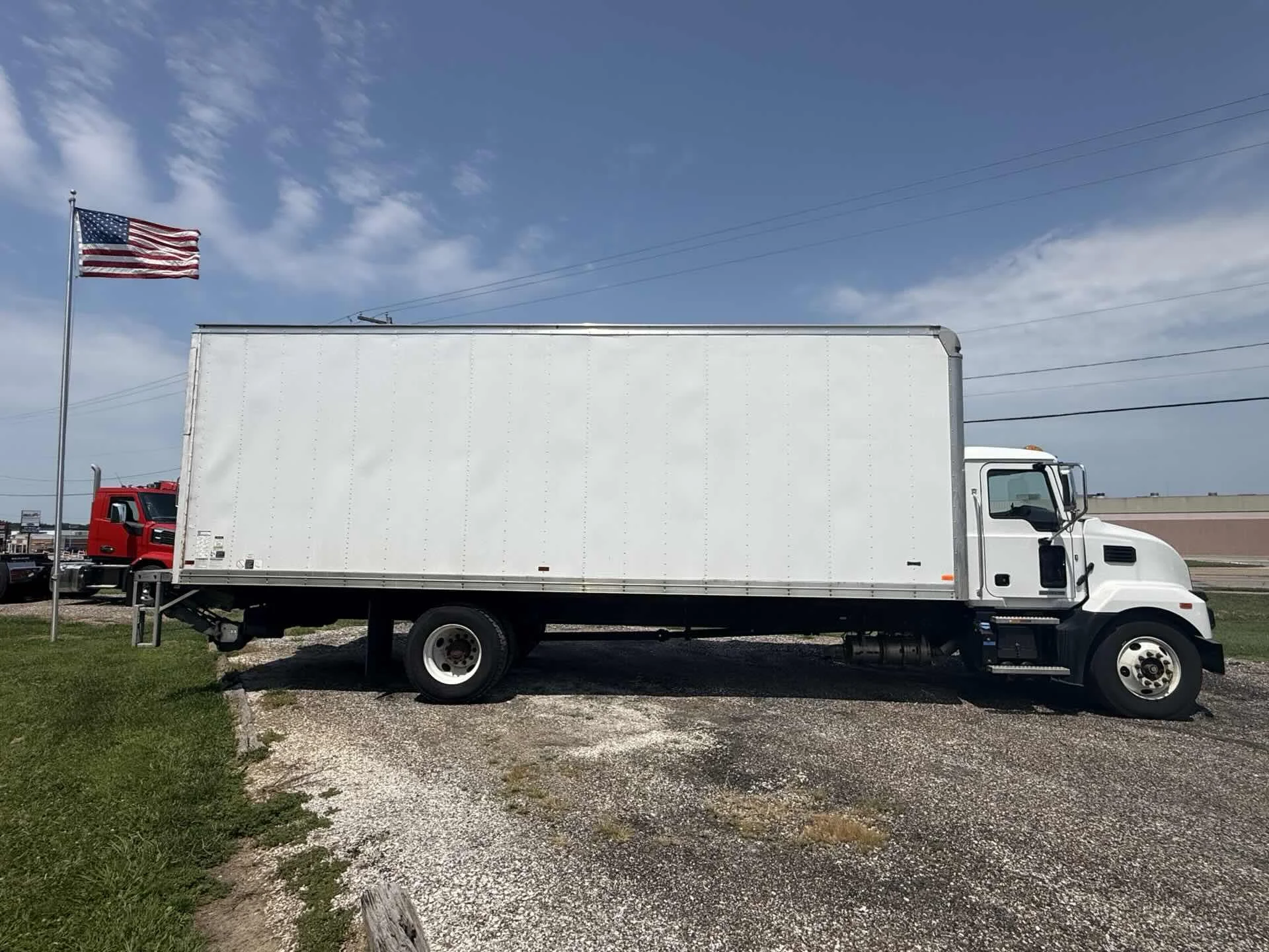 2021 Mack MD in Quincy, IL — photo 4