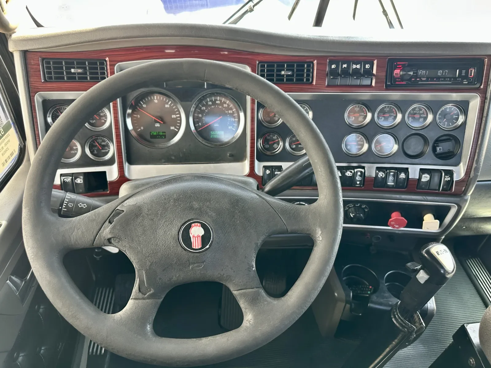 2009 Kenworth W900 in Hutchins, TX — photo 16
