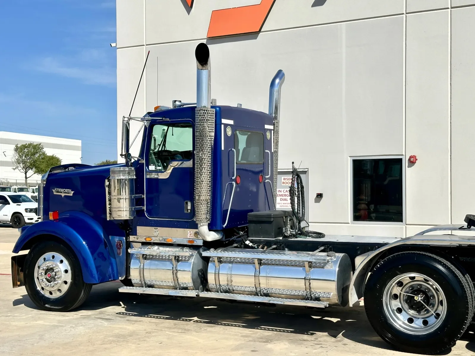 2009 Kenworth W900 in Hutchins, TX — photo 8