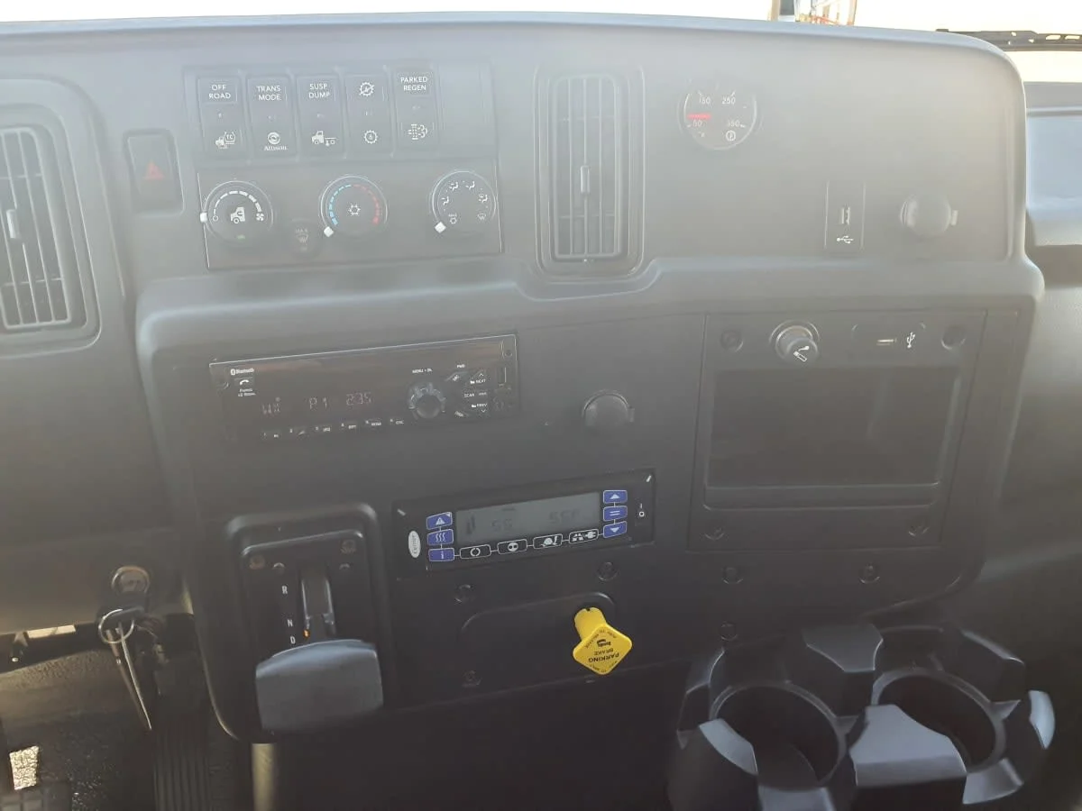 2020 International MV in Clarksville, IN — photo 13